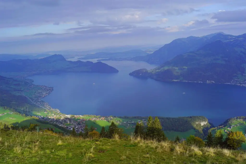 Niederbauen Kulm hike with the best view over Lake Lucerne.