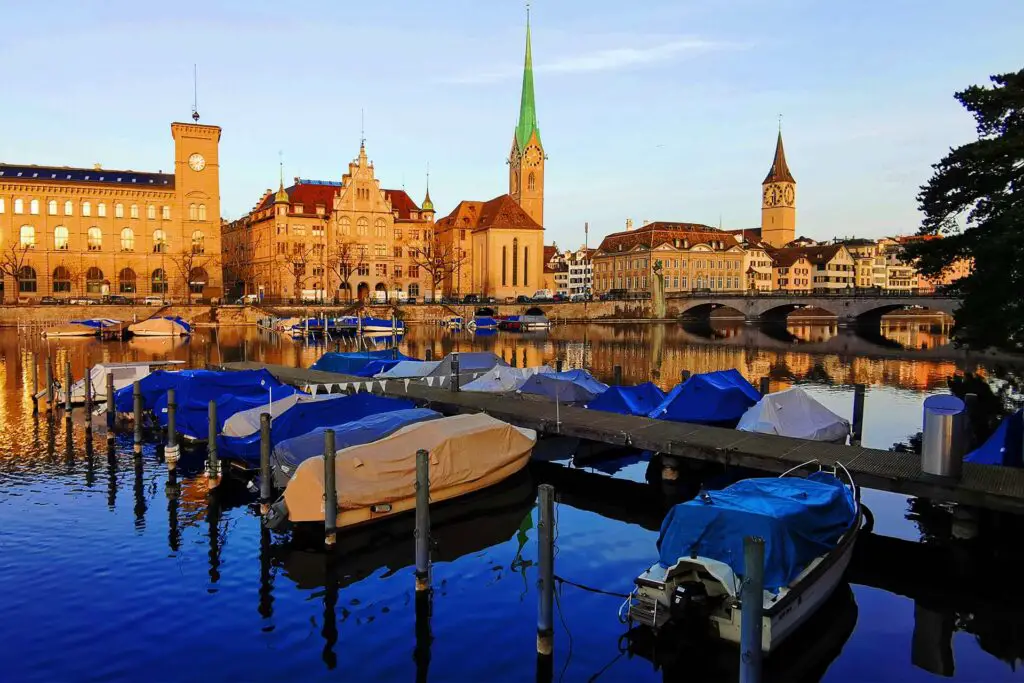 Dreamy vacations in the city of Zurich.