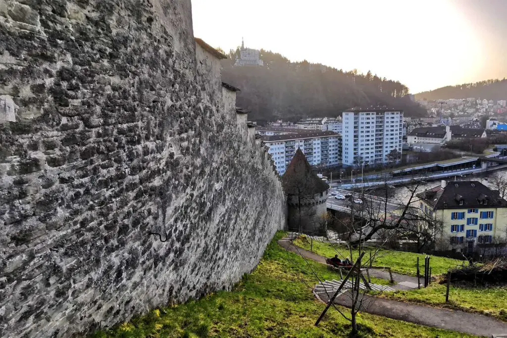 Die Museggmauern von Luzern.