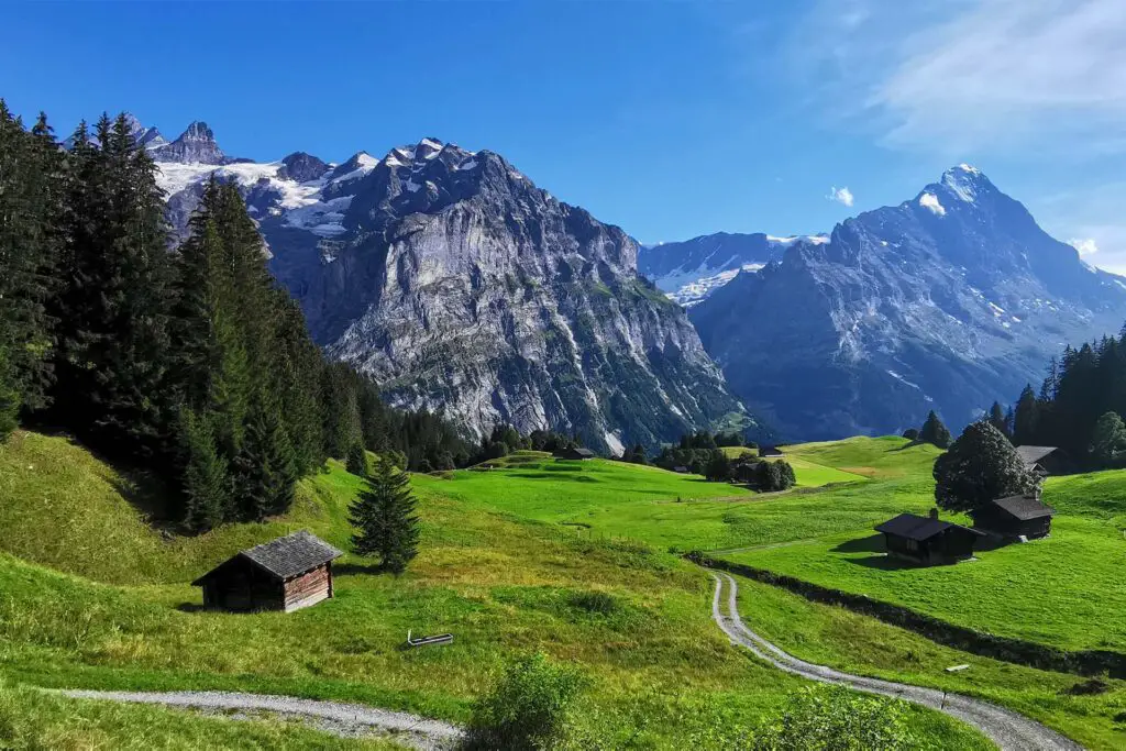 Grindelwald - ein Top-Ausflugsziel ab Interlaken.