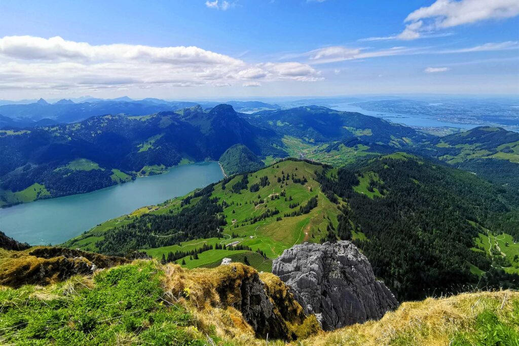 Lake Wägital is a great excursion destination from Zurich. Especially worthwhile is the hike to the Bockmattli with a view of six Swiss lakes.