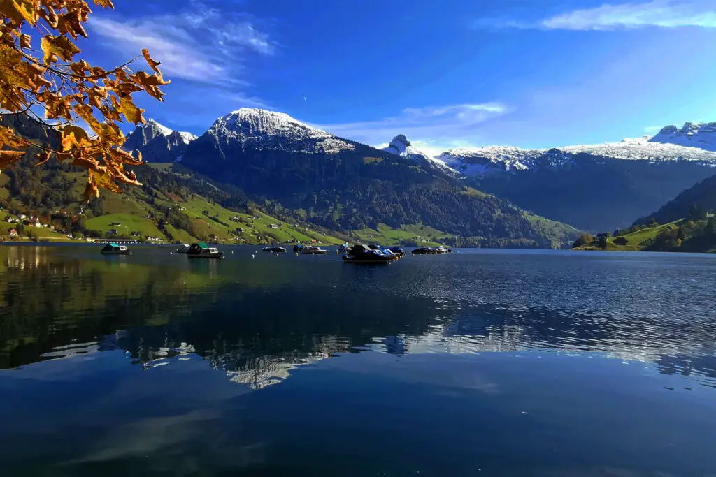 Der Wägitalersee ist ein tolles Ausflugsziel von Zürich. Hier präsentieren wir drei Traumwanderungen.