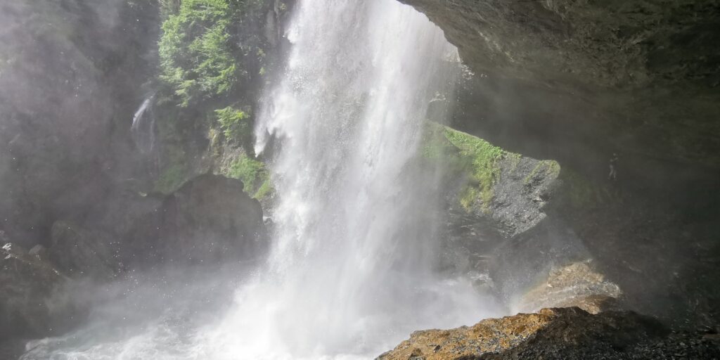 Berglistüber Wasserfall im Kanton Glarus