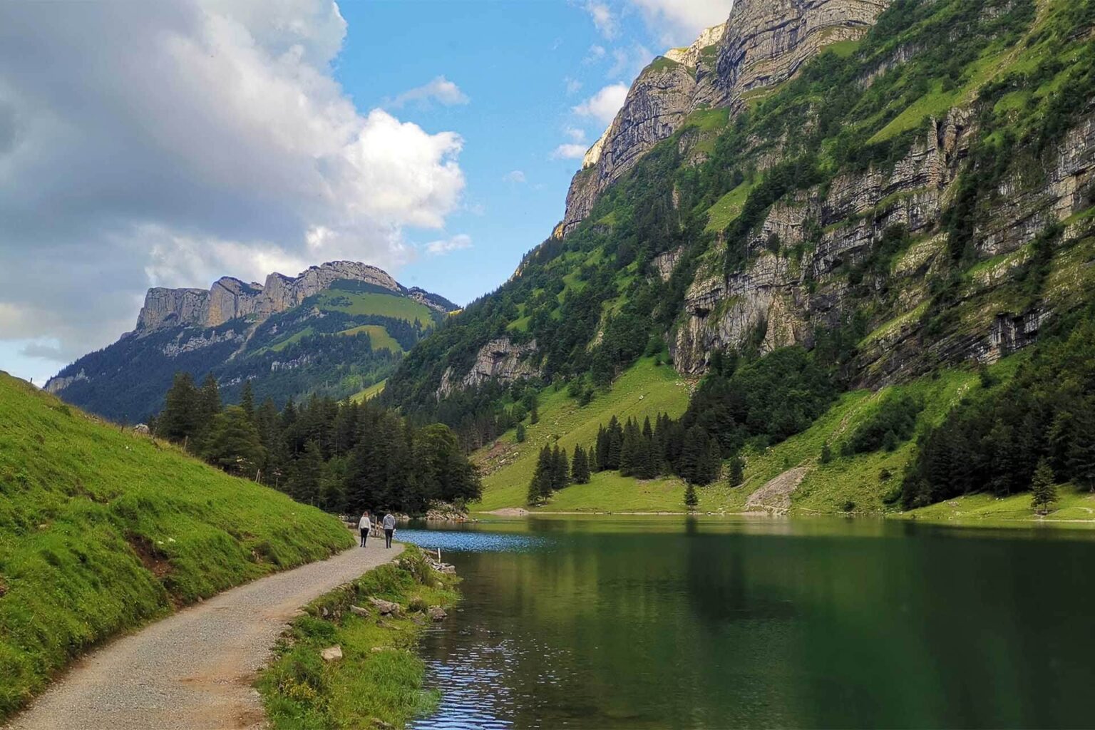 Seealpsee Швейцария озеро