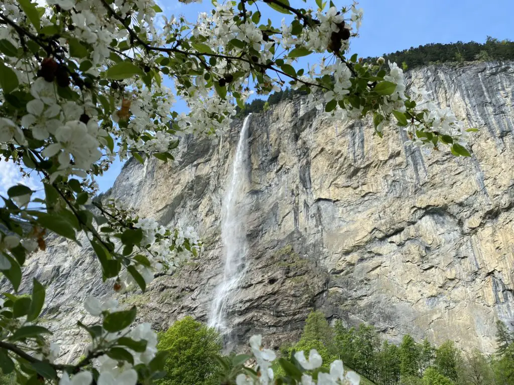 31 most beautiful waterfalls in Switzerland to visit 2023
