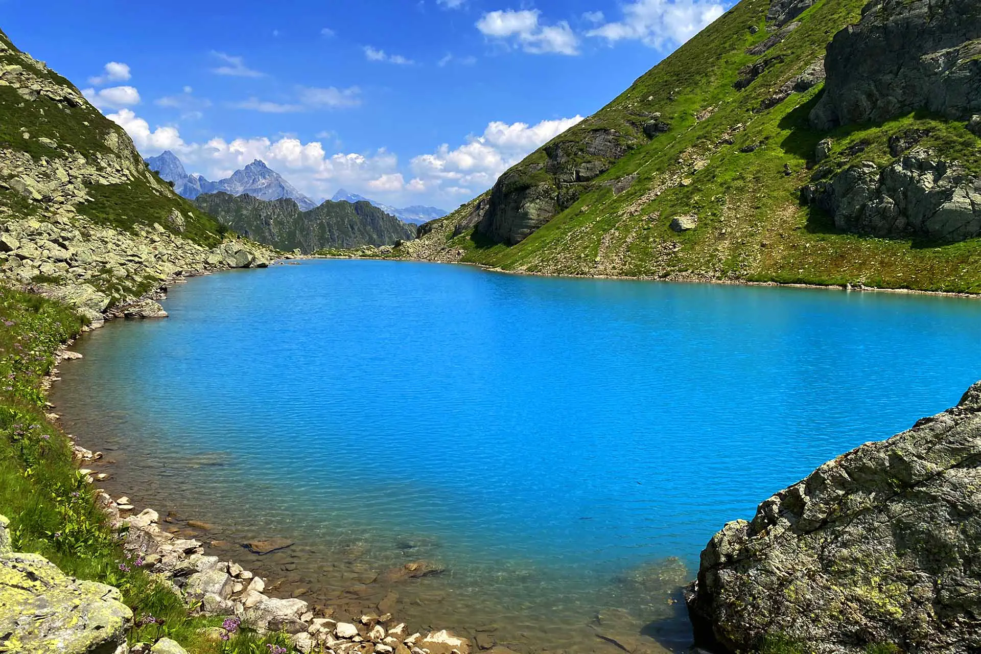Arnisee und Nidersee – Traumhafte Seen in der Schweiz