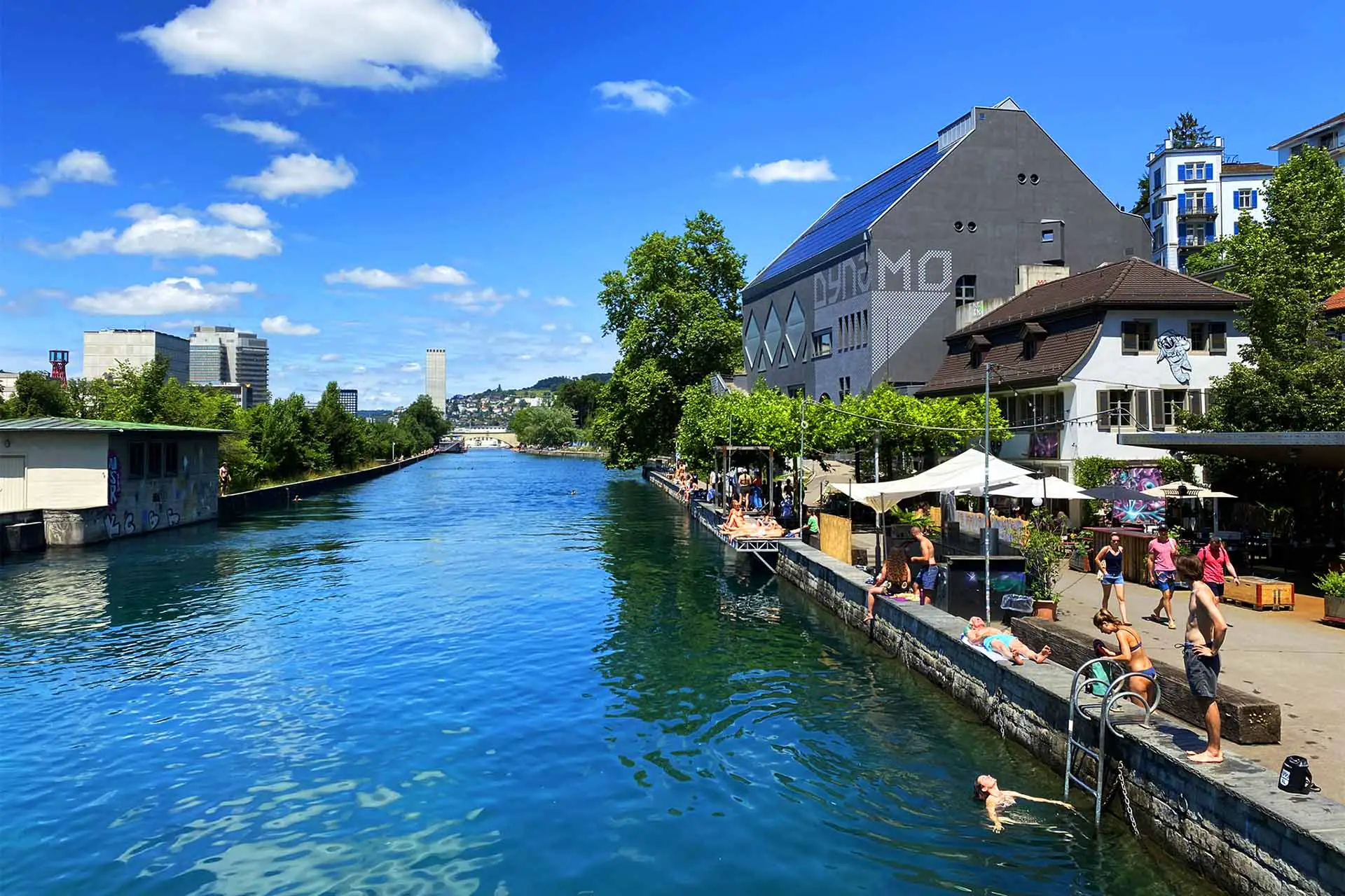 Das Flussbad Oberer Letten ist ebenfalls eine Gratis-Badi in Zürich.