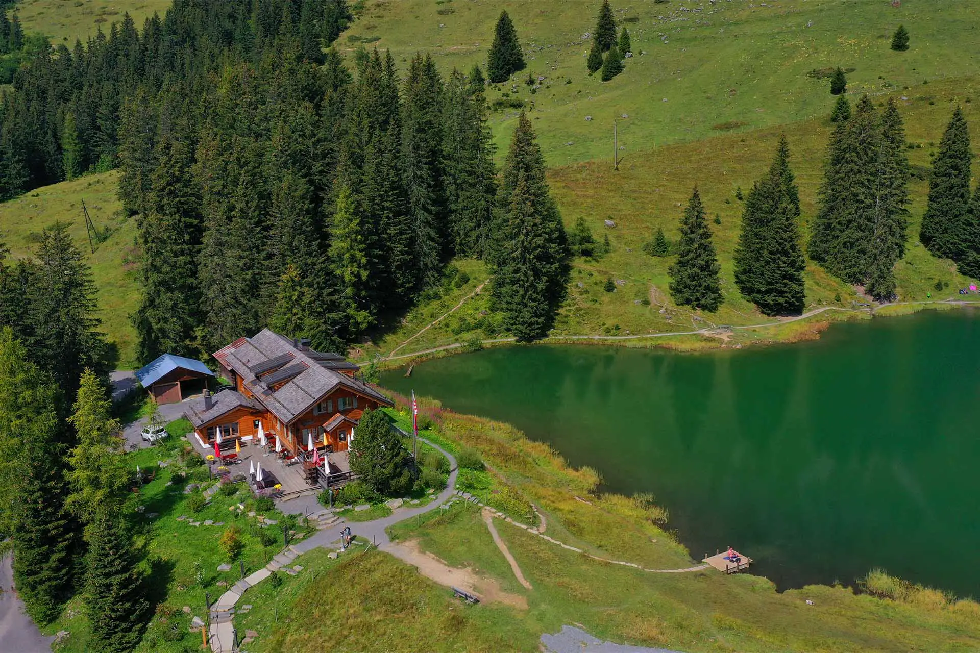 Lac Retaud is an unknown Lake near Gstaad.