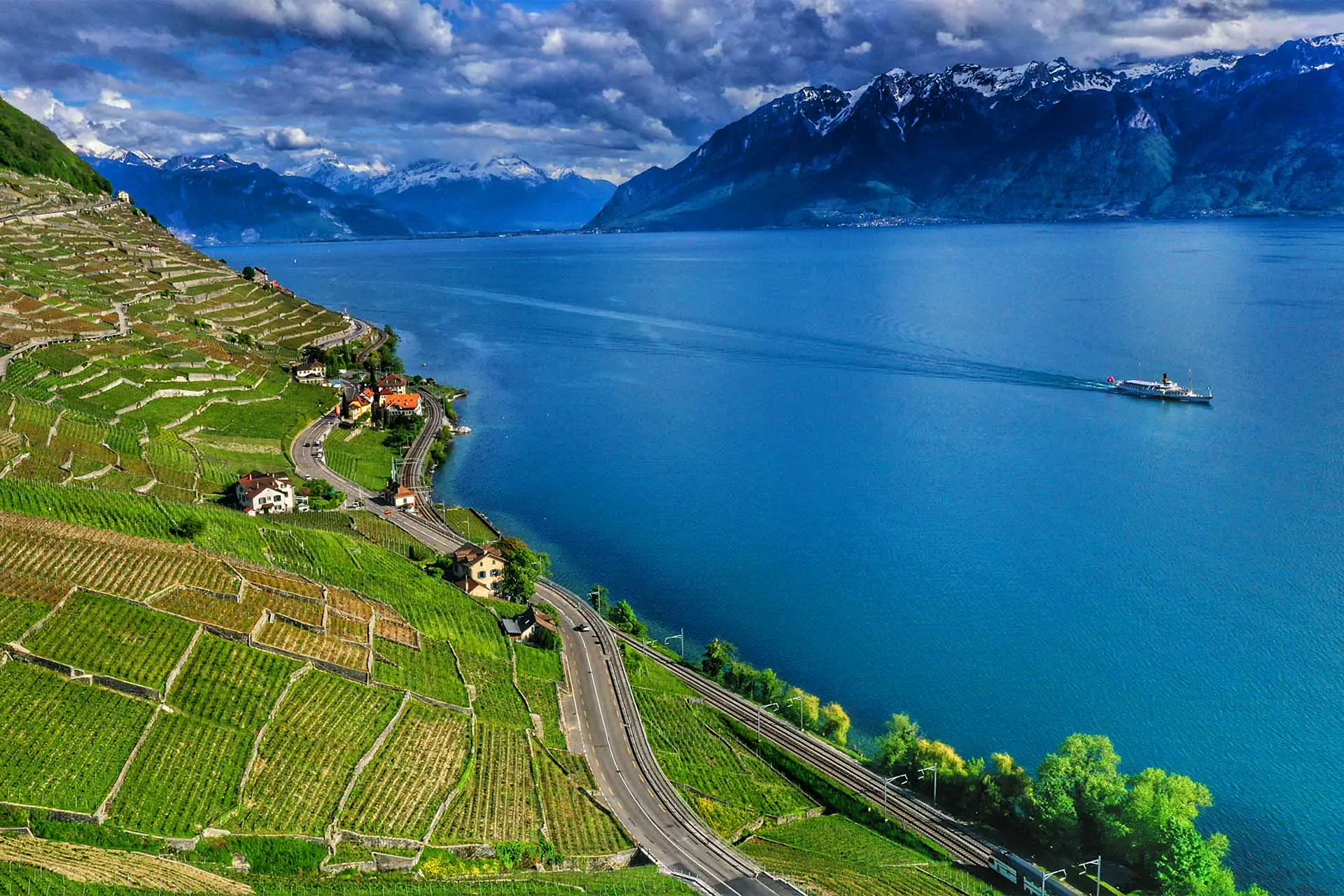 Lavaux am Genfersee: Unter den Top-Ausflugsziele der Schweiz für Weinliebhaber.