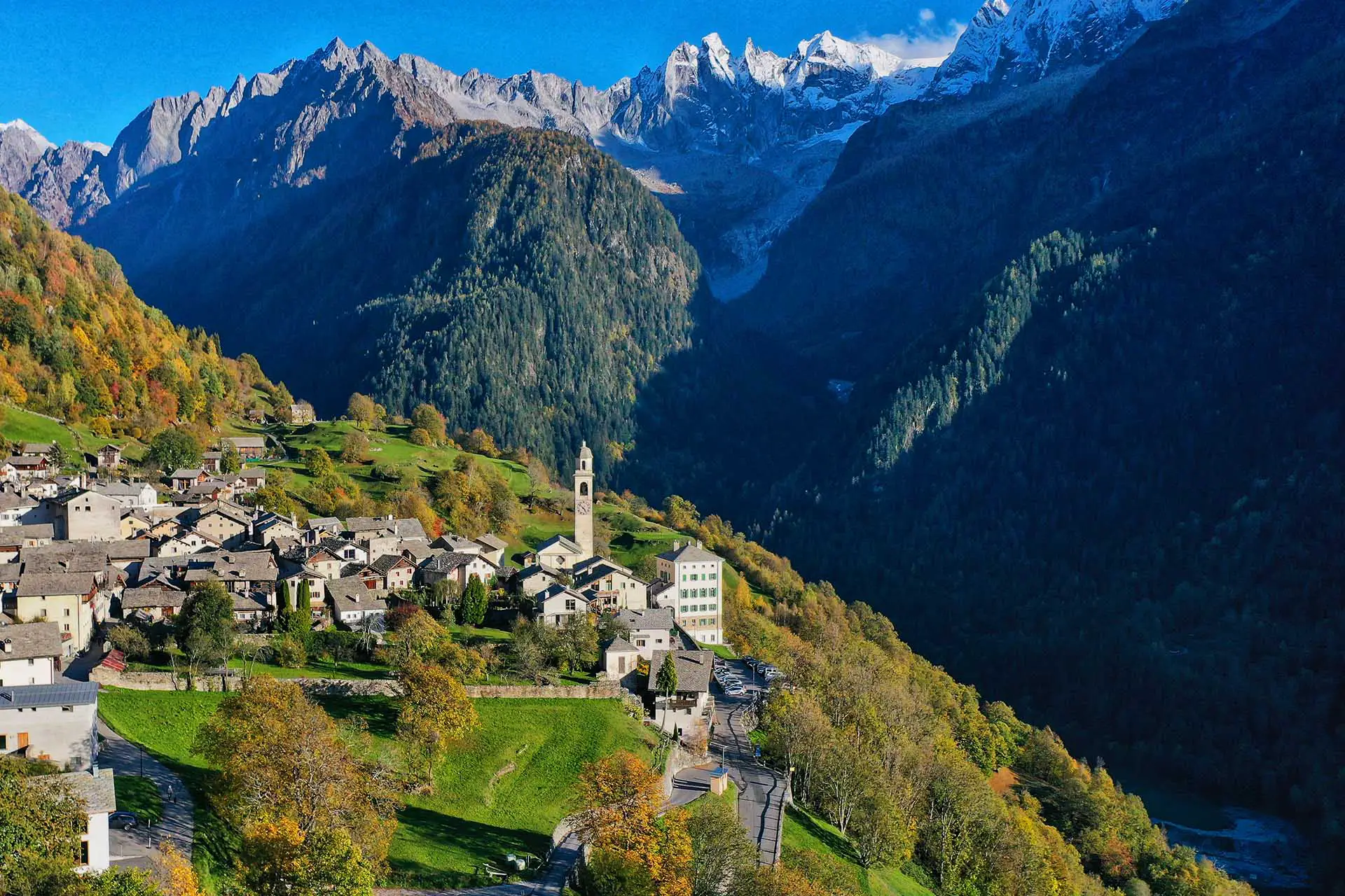 Le village de montagne de Soglio dans la partie orientale de la Suisse.
